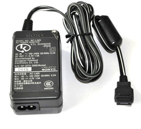 Зарядно - адаптер за фотоапарати Sony AC-LM5, AC-LM5A