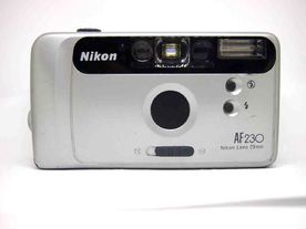 Фотоапарат Nikon AF 230