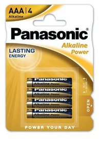 4 броя алкални батерии Panasonic Alkaline Power AAA