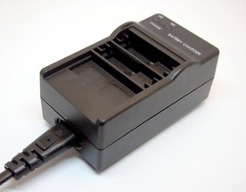 Двойно зарядно за батерии за екшън камера GoPro Hero5, AHDBT-501