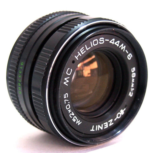 Обектив Helios-44-M-6 58mm f/2.0 на резба M42